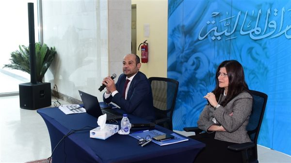  رئيس البورصة يستعرض خطة تطوير آليات التداول ودعم كفاءة السوق مع قيادات الشركات  