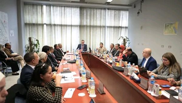 وزير السياحة والآثار يترأس اجتماع مجلس إدارة هيئة المتحف المصري الكبير