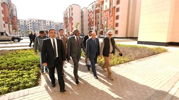 وزير الإسكان بزيمبابوى يزور مشروعات العاصمة الإدارية الجديدة| صور