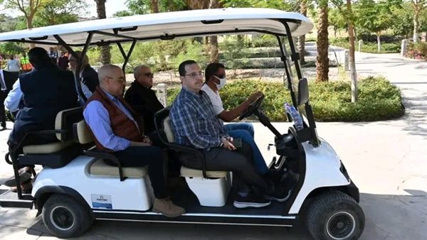 وزير الإسكان يتفقد مشروعات الشريط النهرى السياحى بأسوان الجديدة|صور 