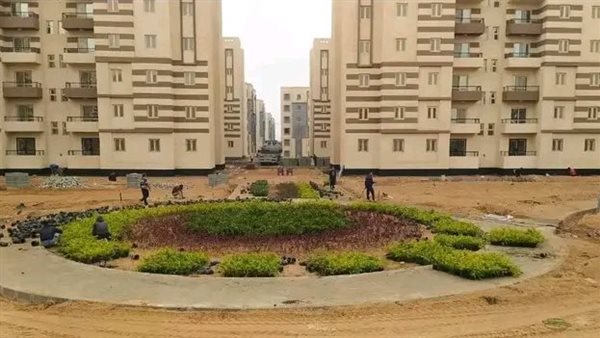 «الجزار» يتابع تنفيذ 9 آلاف وحدة سكنية خضراء في حدائق العاصمة| صور