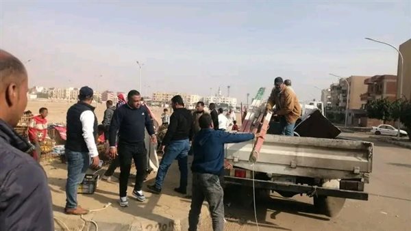 وزير الإسكان: حملات لإزالة التعديات والمخالفات في 4 مدن| صور