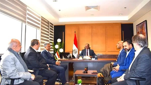نائب وزير الإسكان يلتقي مسئولي شركة ألمانية متخصصة في إدارة مياه الشرب