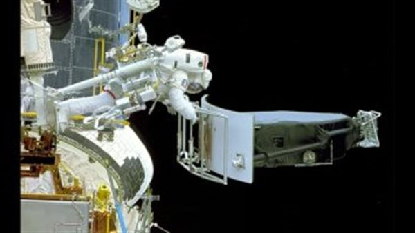 كيفر أنقذ رواد الفضاء تلسكوب هابل الفضائى قبل 30 عاما؟