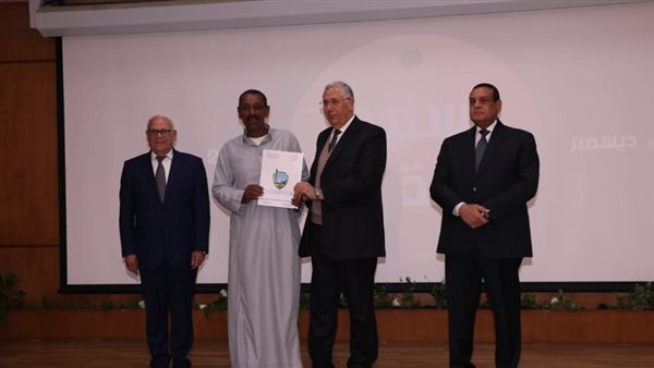 القصير: تقنين الأراضي يضمن تحصيل مستحقات الدولة ويحقق التنمية المستدامة