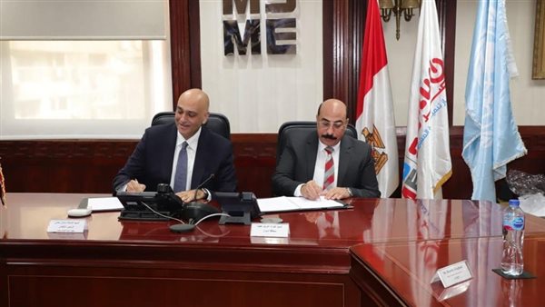 توقيع عقود بين جهاز تنمية المشروعات ومحافظة أسوان لتطوير الخدمات بقرية كركر