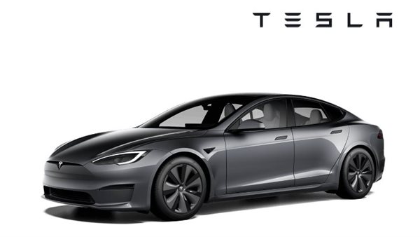 تسلا تستدعي 120 ألف سيارة بسبب خلل قد يعرض الركاب للخطر