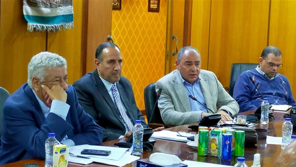 «الصناعات النسيجية» تعتزم التعاقد مع مكتب استشاري لوضع استراتيجية لتنمية القطاع ودراسة 14 فرصة استثمارية جديدة