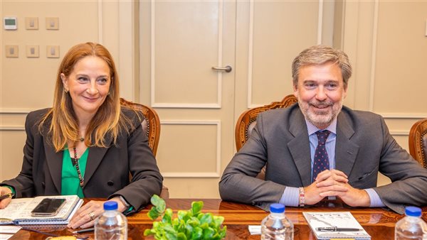 اقتصادية قناة السويس تستقبل سفير دولة إيطاليا لبحث سبل التعاون في مختلف القطاعات الصناعية المستهدفة