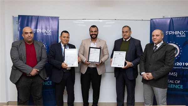سفنكس للزجاج تحصل علي ٣ شهادات جودة دولية جديدة في امن المعلومات واستمرارية الاعمال والتكنولوجيا