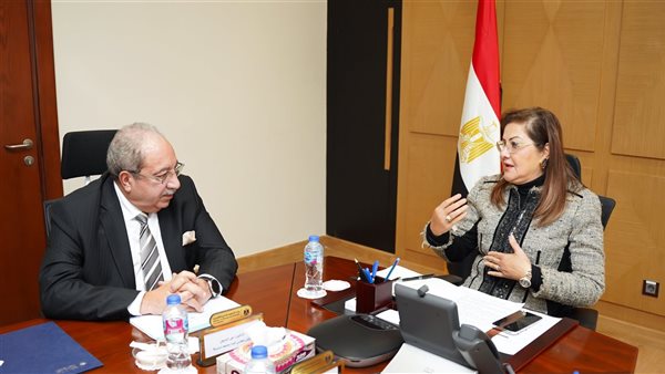 وزيرة التخطيط تلتقي رئيس مجلس أمناء جامعة اسلسكا لدعم برنامج ماجستير إدارة الأعمال الحكومية