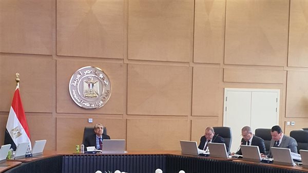 شاكر يتراس الجمعية العمومية لعرض إنجازات الشركة القابضة لكهرباء مصر وشركاتها التابعة عن العام المالى 2022/2023