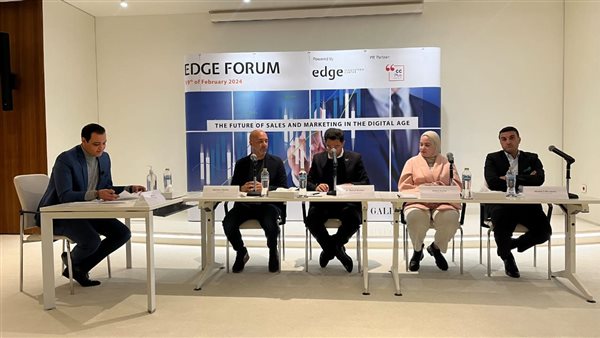 خبراء: الإعلام التقليدي فقد هيمنته..و السوشيال ميديا أصبحت تتحكم في المحتوي والتسويق