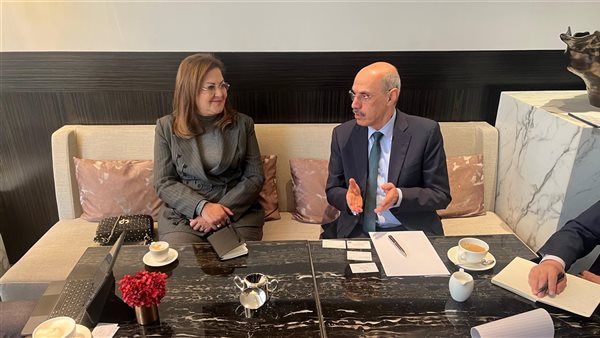 وزيرة التخطيط تبحث سبل التعاون مع رئيس مجموعة البنك الإسلامي للتنمية