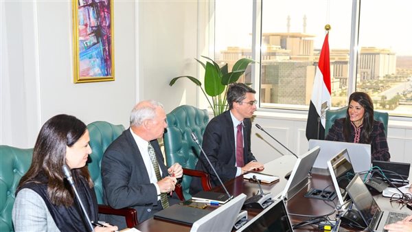  وزيرة التعاون الدولي تبحث مع مسئولي البنك الدولي دعم المشروعات الصغيرة والمتوسطة