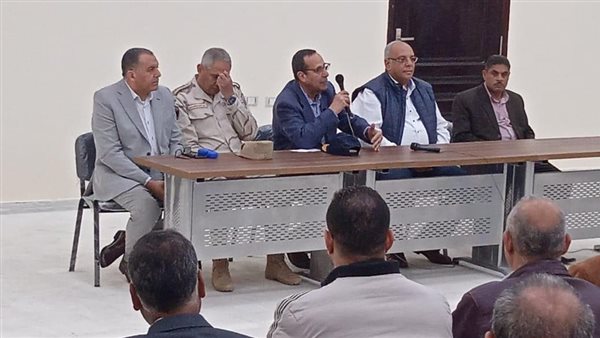  محافظ شمال سيناء ورئيس بحوث الصحراء يتفقدان أعمال التنمية في التجمعات الزراعية 