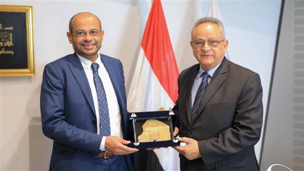 البورصة تعقد النسخة السادسة من مؤتمر 