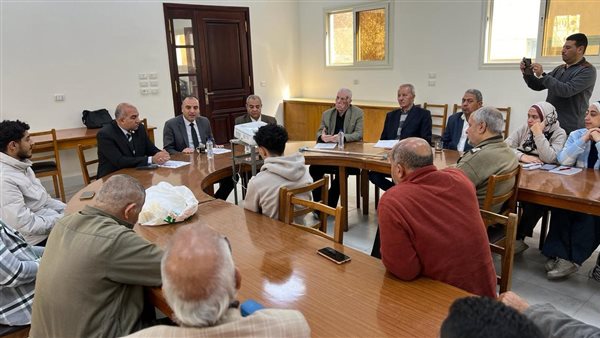 وقاية النباتات: برامج تدريبية تهدف إلى تعزيز إنشاء المناحل وتربية نحل العسل في محافظات مصر.