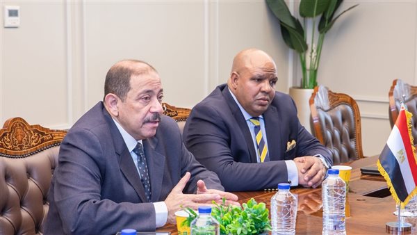 اقتصادية قناة السويس توقع بروتوكول تعاون مع اقتصادية المثلث الذهبي