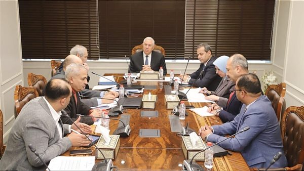 وزير الزراعة يبحث سبل تعزيز صادرات البطاطس ويشيد بالتعاون بين أجهزة الدولة 