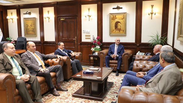 باسل رحمي: نتعاون مع نقابتي الزراعيين والمعلمين لتدريب الشباب على إقامة مشروعات زراعية وإنتاجية