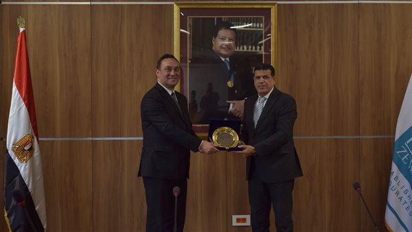 بنك ناصر يوقع مذكرة تفاهم مع مدينة زويل للعلوم والتكنولوجيا والابتكار لتمويل 10 منح دراسية لدعم الطلاب المتفوقين أكاديميًا