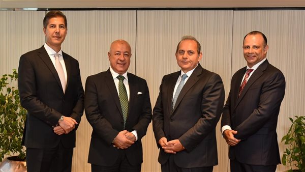 البنك الأهلي الأول في السوق المصرفية كوكيل للتمويل ومرتب رئيسي وبنك المستندات ومسوق للقروض المشتركة 