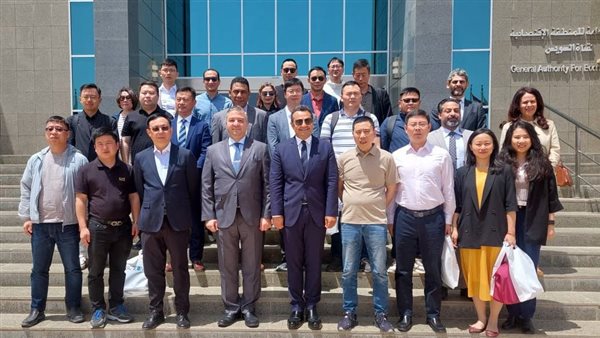 اقتصادية قناة السويس تستقبل وفد من المجلس الوطني الصيني للنسيج والملابس