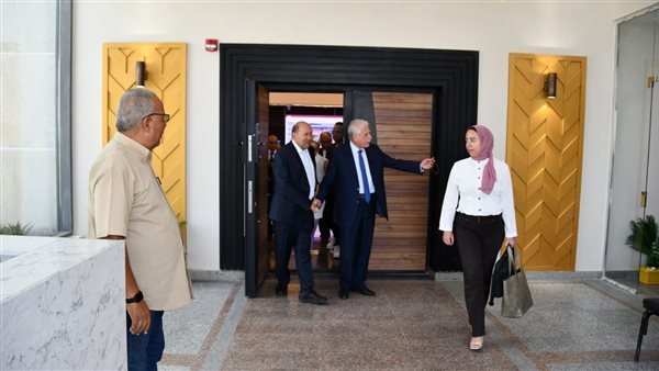 مساعد وزيرة التخطيط للشراكات الاستراتيجية يبحث سبل التعاون مع محافظ جنوب سيناء