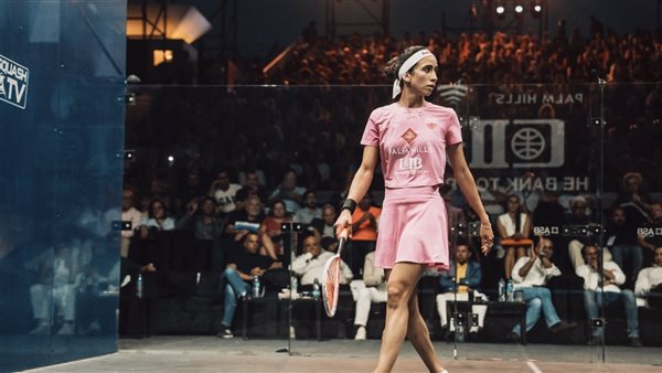 لاعبة نادي بالم هيلز الرياضي نوران جوهر تتوج ببطولة CIB العالم للإسكواش