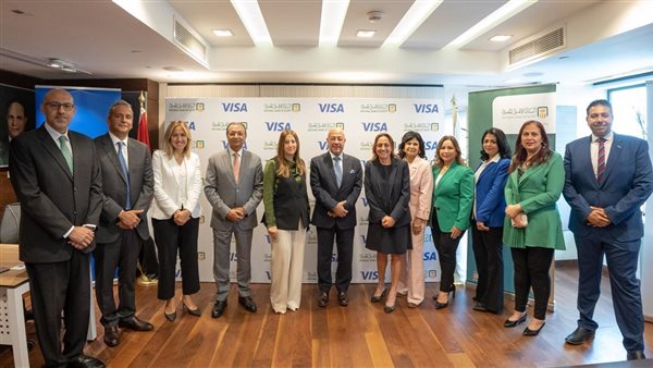 البنك الأهلي المصري يجدد التعاون مع فيزا