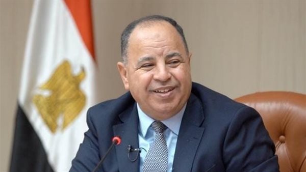 المالية: زيادة مخصصات الأجور إلى ٥٧٥ مليار جنيه فى تقديرات العام المالى الحالى