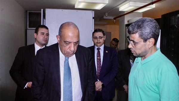 فى زيارة مفاجئة.. وزير الكهرباء والطاقة المتجددة يتفقد المركز القومى للتحكم التبادلي بالعباسية