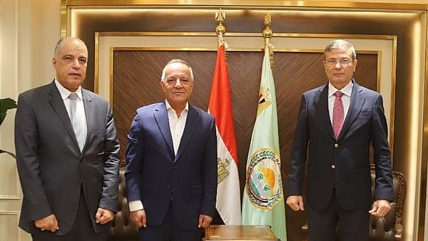 وزير الزراعة يستقبل مدير المركز الاقليمي للاصلاح الزراعي والتنمية الريفية