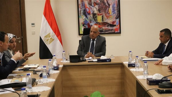 وزير الكهرباء يبحث مع تحالف 