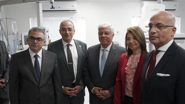 البنك الأهلي يفتتح وحدة علاج السكتة الدماغية وجلطات المخ بمستشفى عين شمس الجامعي