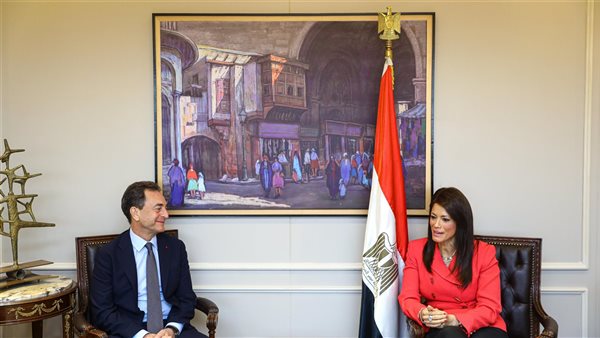 الدكتورة رانيا المشاط تلتقي السفير الفرنسي ورئيسة الشئون الثنائية بوزارة الاقتصاد الفرنسية