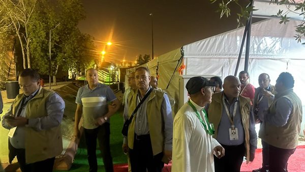 وزارة السياحة تتابع إجراءات تصعيد الحجاج إلى جبل عرفات