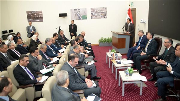 وزير التموين يتابع سير العمل ويوجه بتكثيف الرقابة على الأسواق والتعاون الكامل مع المحافظين