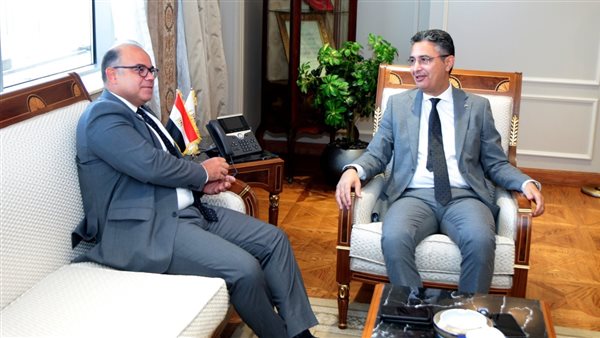 وزير التموين يستقبل رئيس الهيئة العامة للرقابة المالية ويبحثان آليات تنشيط البورصة السلعية 