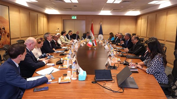  وزيرا الآثار المصري والايطالي يبحثان تعزيز التعاون بين البلدين