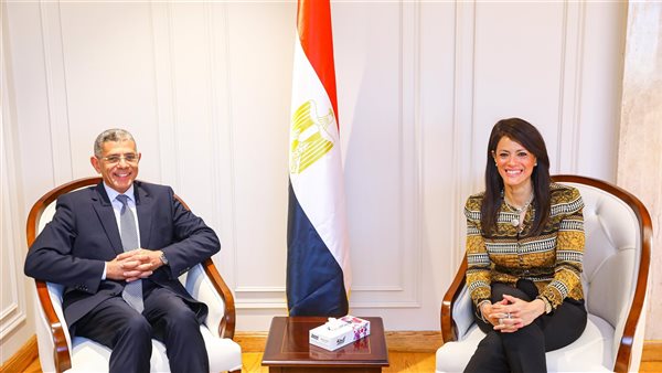  وزيرة التخطيط والتعاون الدولي تلتقي الرئيس التنفيذي لوكالة الفضاء المصرية