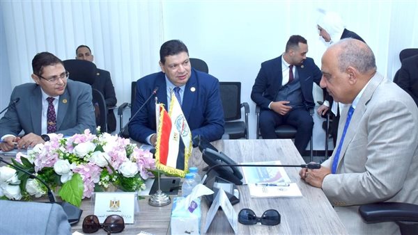 وزير الكهرباء يجتمع بقيادات هيئة المحطات النووية داخل موقع الضبعة