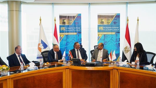 رئيسا البورصتين المصرية والعراقية يوقعان بروتوكول تعاون لتعزيز العمل المشترك