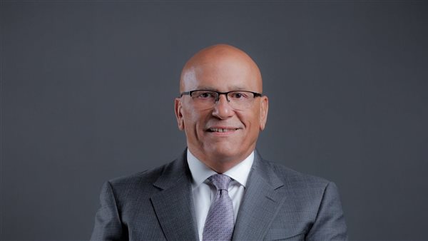  الرئيس التنفيذي لـ 