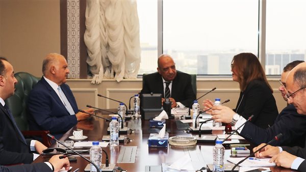 وزير الكهرباء وأعضاء لجنة الطاقة بمجلس النواب يبحثان الحفاظ على استقرار التغذية والارتقاء بجودة الخدمات المقدمة