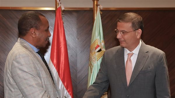 وزير الزراعة يستقبل المدير العام للمنظمة العربية للتنمية الزراعية