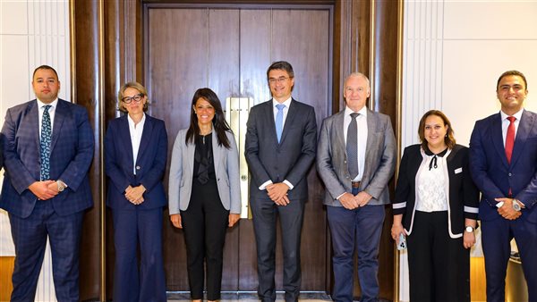 المشاط تُناقش مع البنك الدولي تطورات إعداد استراتيجيتي الاستثمار الأجنبي المباشر والتنمية الصناعية