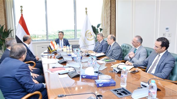 وزير التموين يلتقي الرئيس التنفيذي لمجموعة صافولا الأغذية لمناقشة سُبل التعاون المشتركة