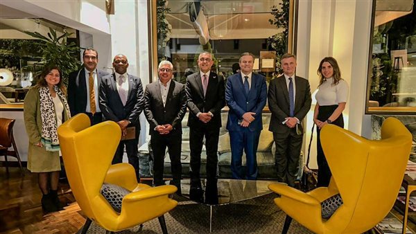 رئيس اقتصادية قناة السويس يلتقي عددًا من ممثلي الشركات البريطانية العاملة بمجال الطاقة 